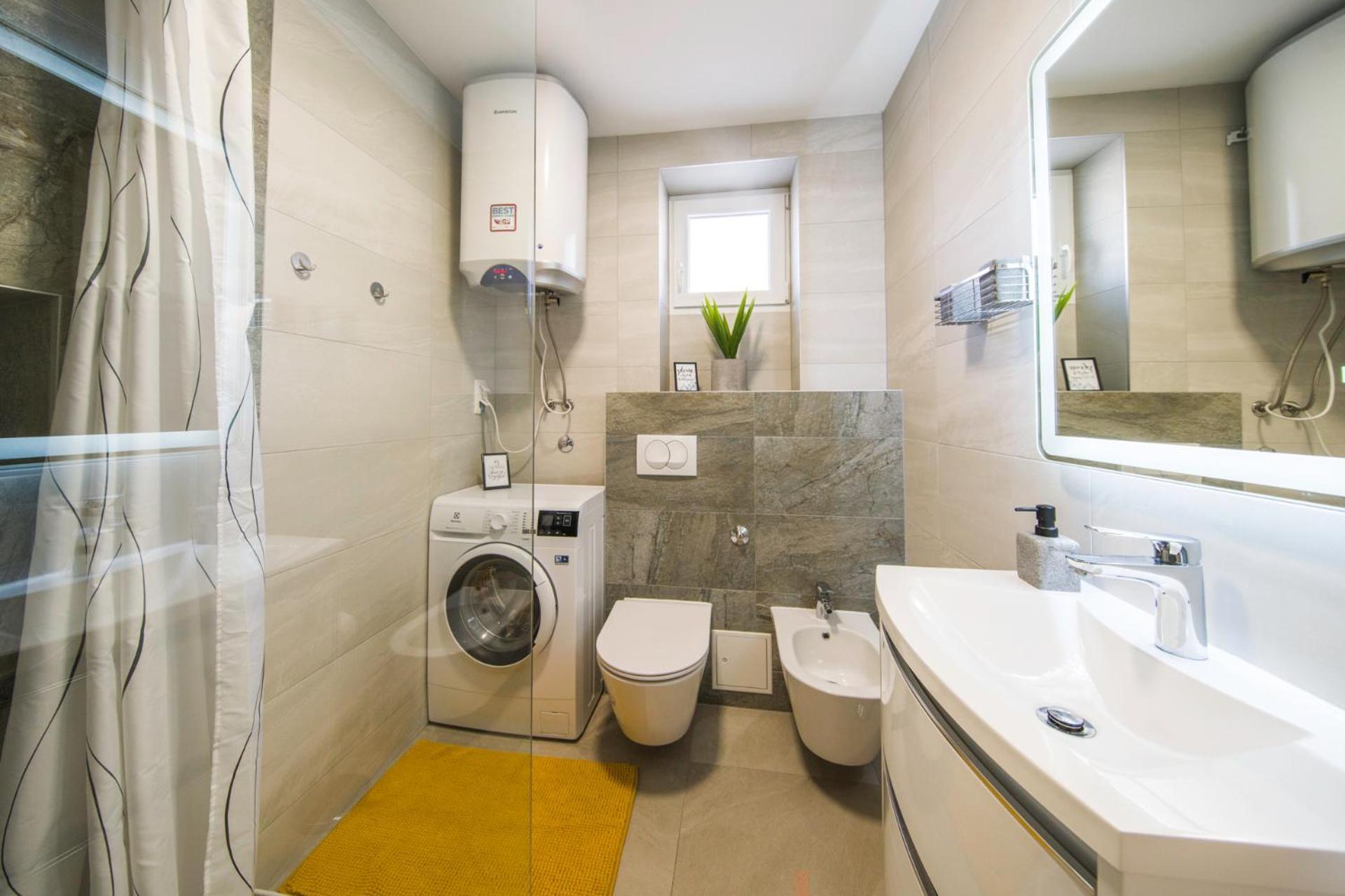 A-More Apartment Split Bagian luar foto