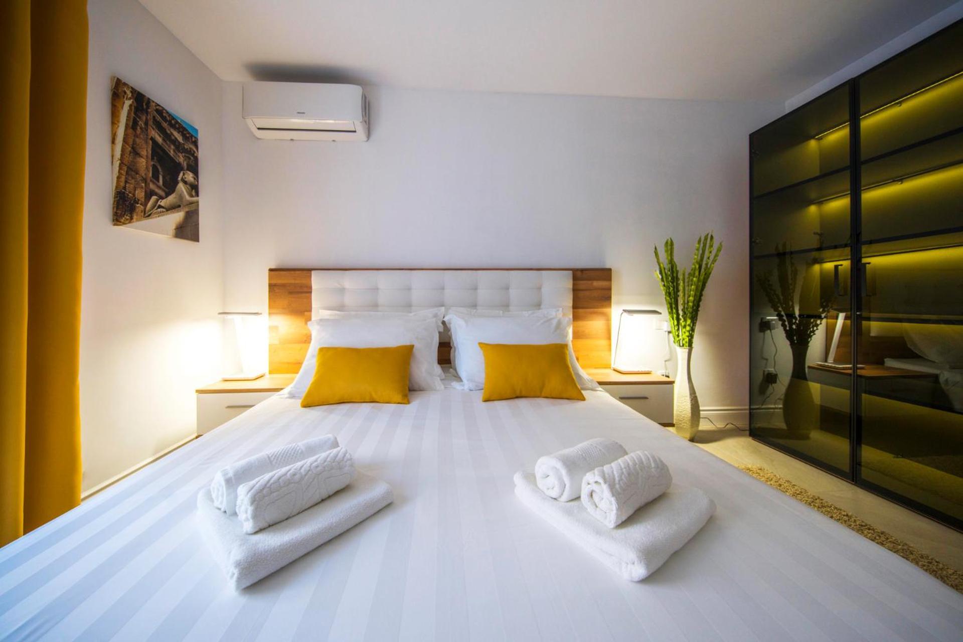 A-More Apartment Split Bagian luar foto